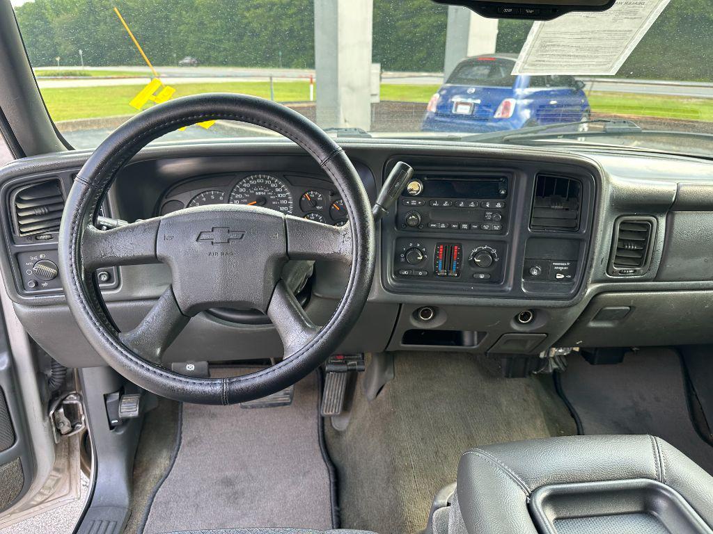 used 2004 Chevrolet Silverado 2500 car, priced at $7,990