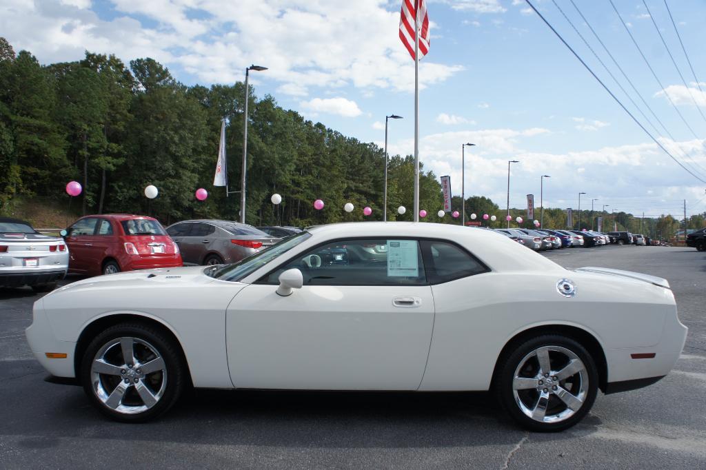 used 2009 Dodge Challenger car, priced at $12,900