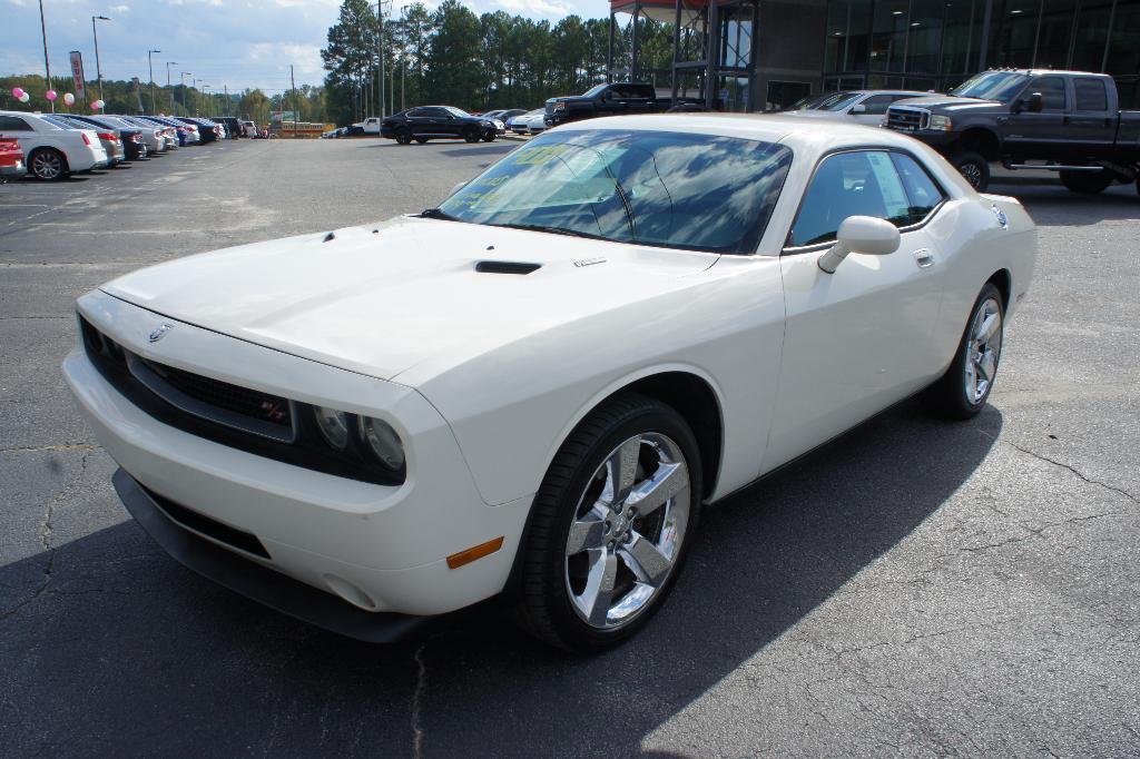 used 2009 Dodge Challenger car, priced at $12,900