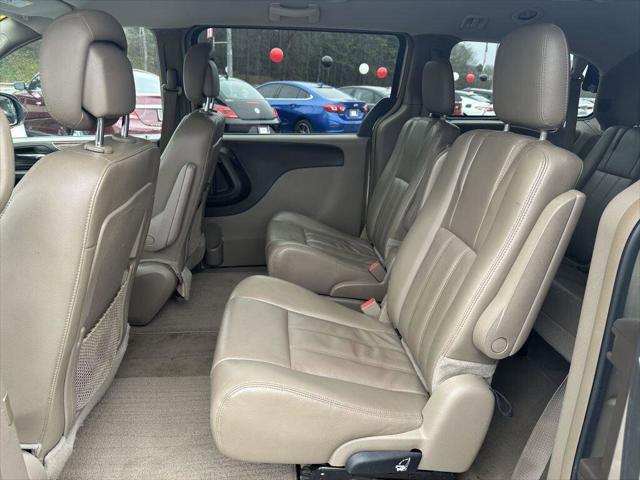 used 2014 Chrysler Town & Country car, priced at $7,990