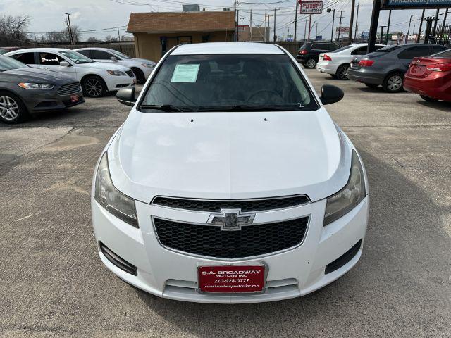 used 2014 Chevrolet Cruze car, priced at $8,995