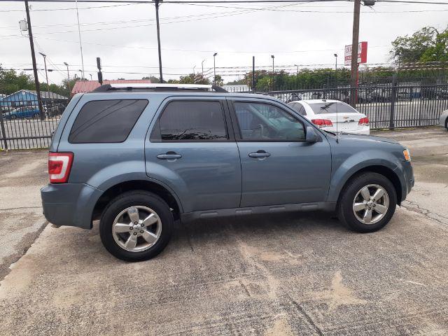 used 2012 Ford Escape car, priced at $10,900