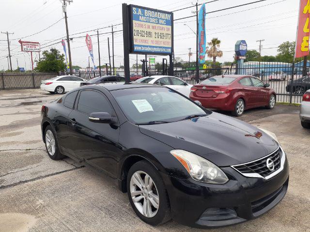 used 2013 Nissan Altima car, priced at $10,900