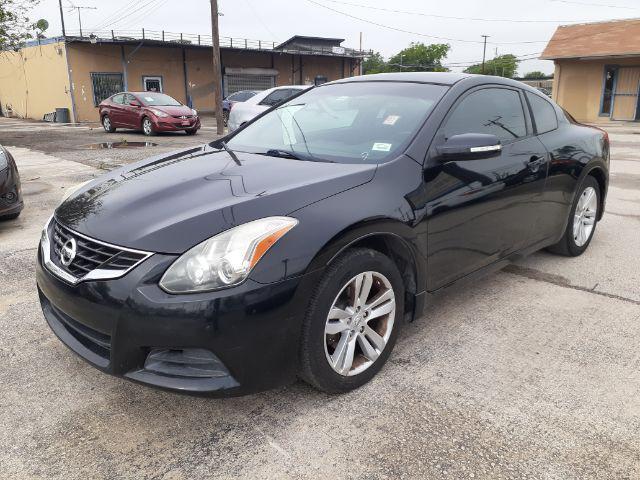 used 2013 Nissan Altima car, priced at $10,900