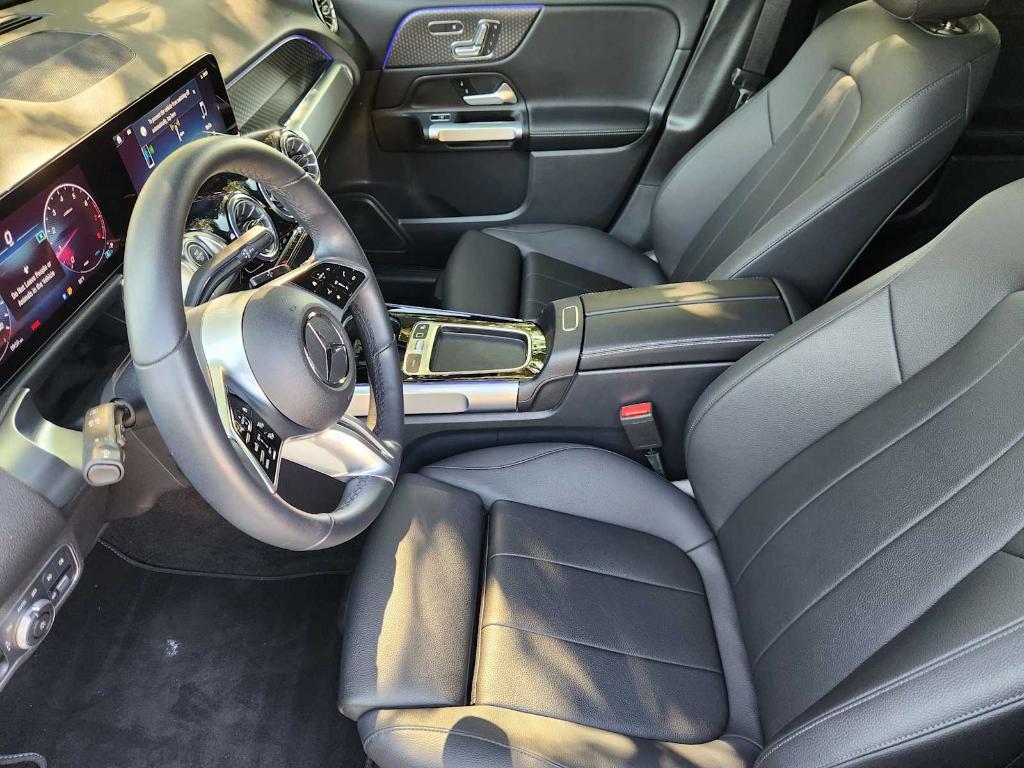 used 2025 Mercedes-Benz GLB 250 car, priced at $36,980