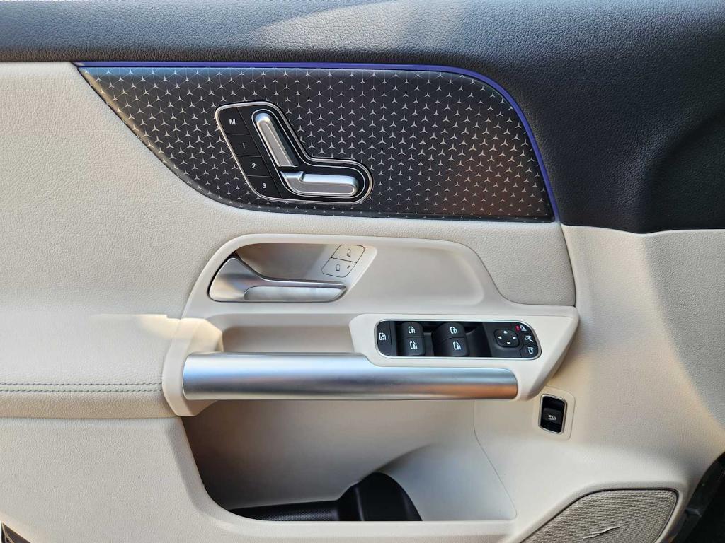 used 2025 Mercedes-Benz GLA 250 car, priced at $37,668