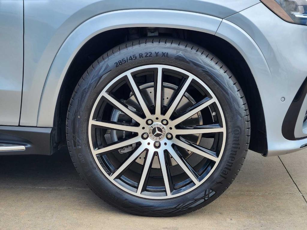 used 2025 Mercedes-Benz GLS 450 car, priced at $88,990