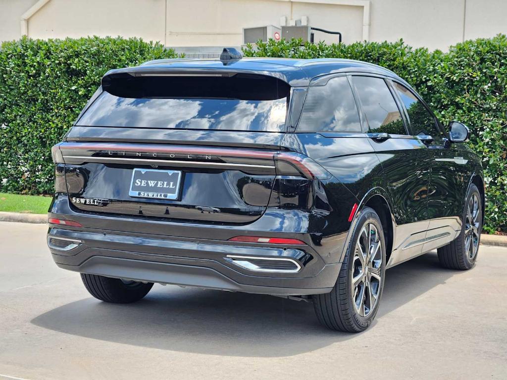 used 2024 Lincoln Nautilus car, priced at $53,990