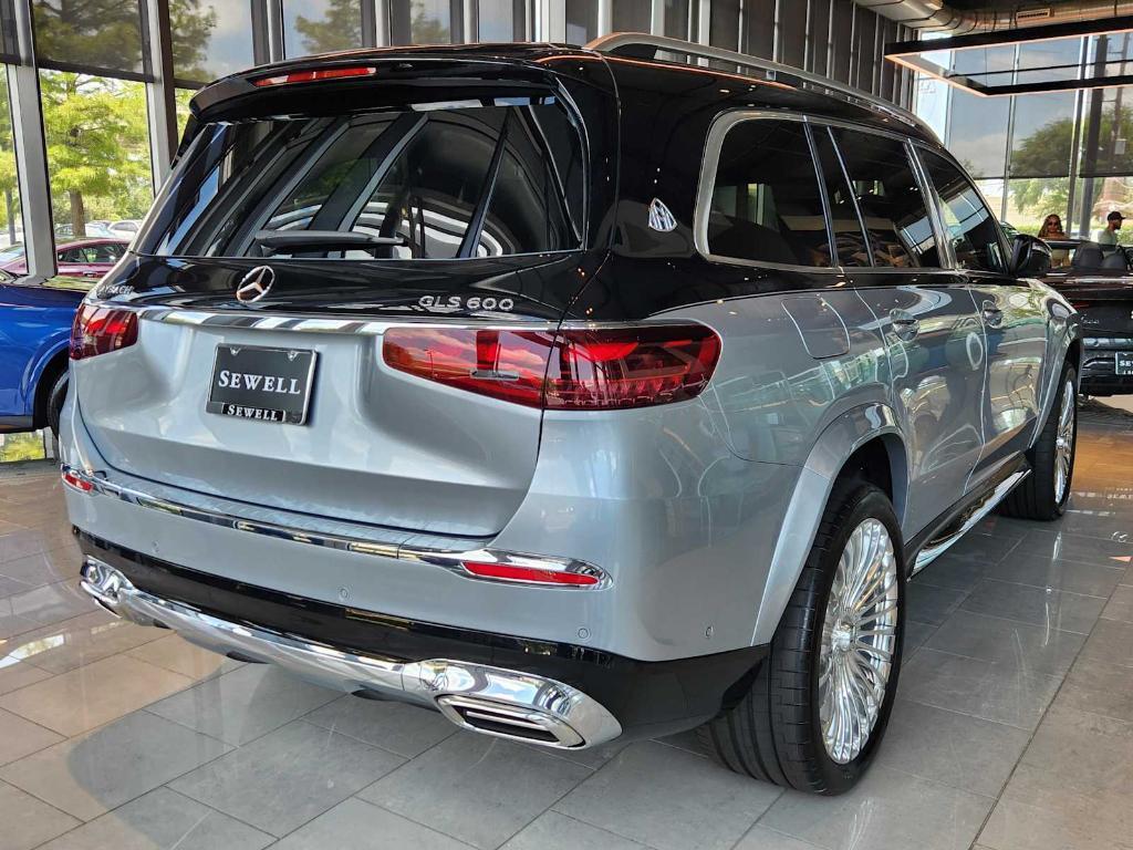 new 2025 Mercedes-Benz Maybach GLS 600 car, priced at $207,300