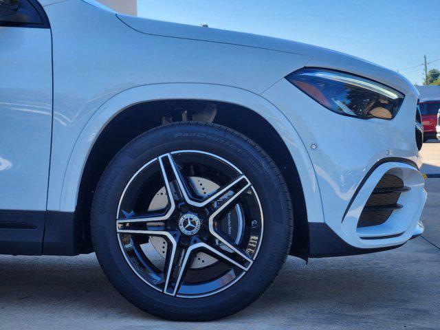 new 2025 Mercedes-Benz GLA 250 car, priced at $51,080