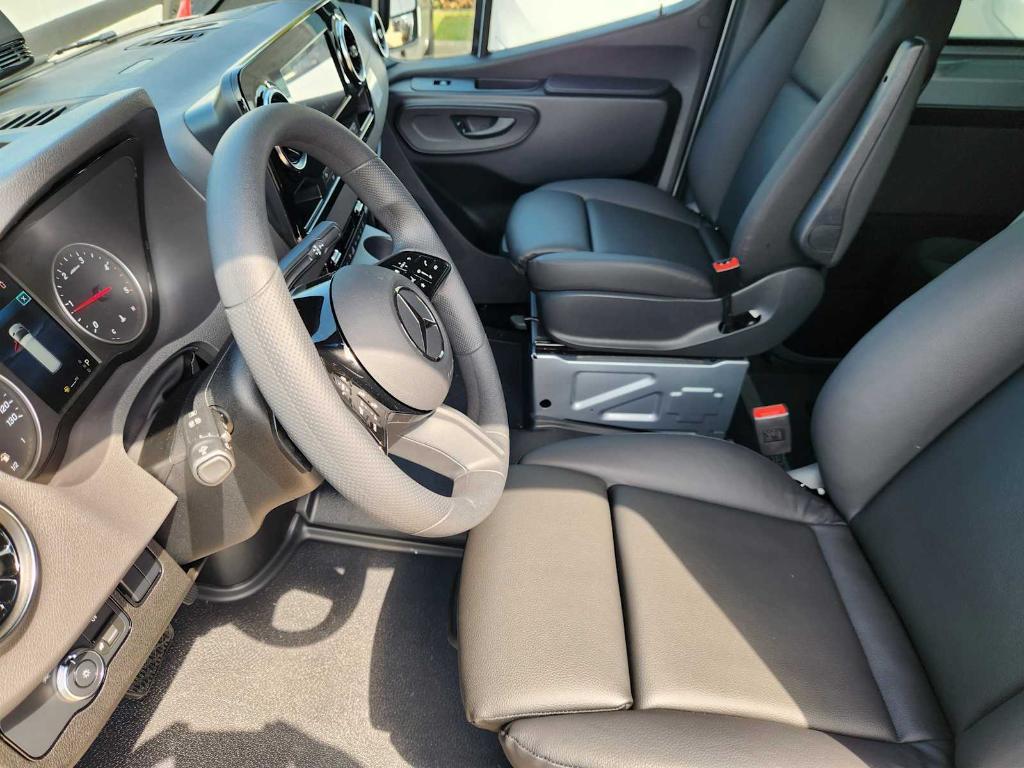 new 2025 Mercedes-Benz Sprinter 2500 car, priced at $82,151