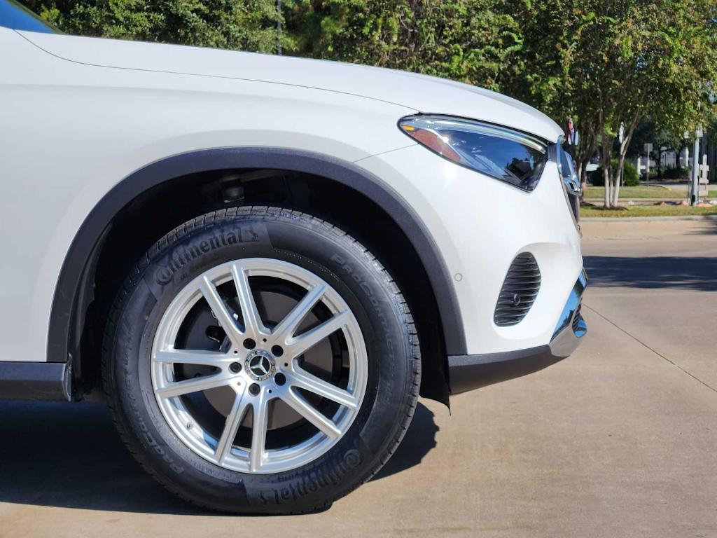 used 2025 Mercedes-Benz GLC 300 car, priced at $42,690