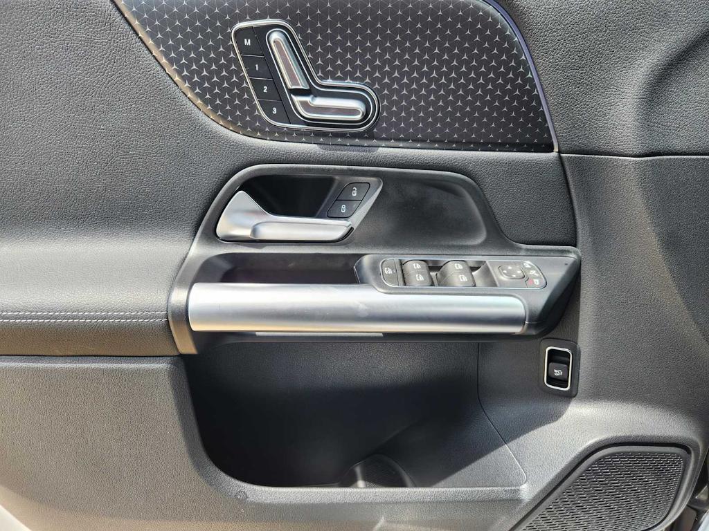 used 2025 Mercedes-Benz GLA 250 car, priced at $39,770