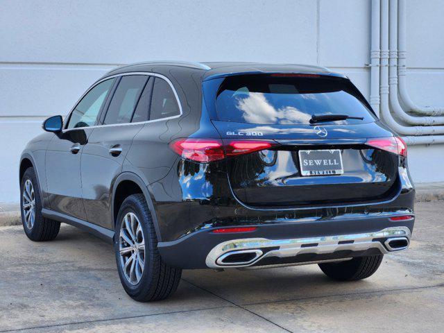 new 2025 Mercedes-Benz GLC 300 car, priced at $52,895