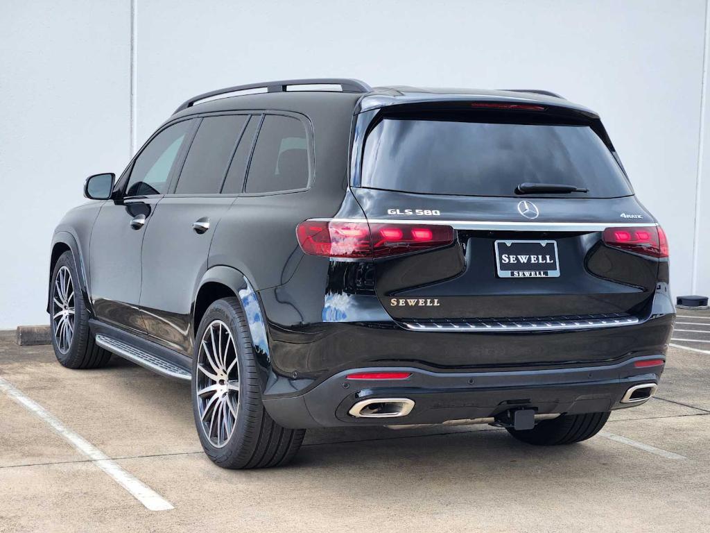 new 2025 Mercedes-Benz GLS 580 car, priced at $118,275