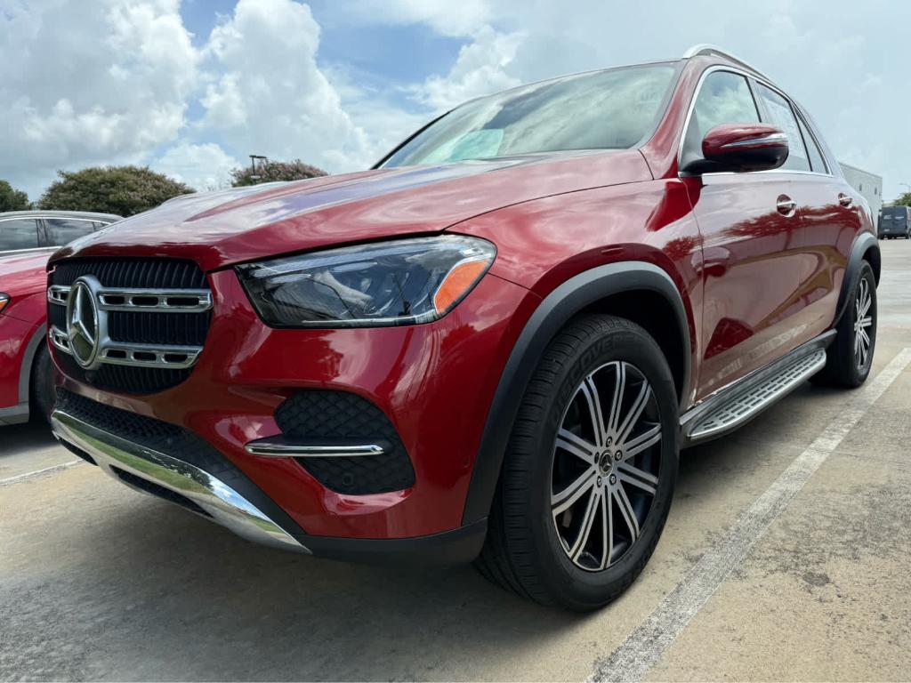 used 2025 Mercedes-Benz GLE 450 car, priced at $67,790