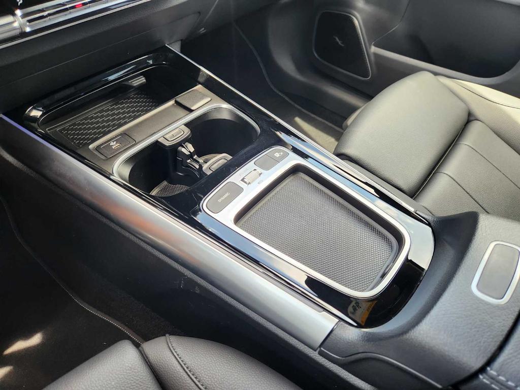 used 2025 Mercedes-Benz GLA 250 car, priced at $37,672