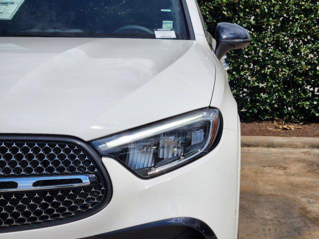 new 2025 Mercedes-Benz GLC 350e car, priced at $70,905