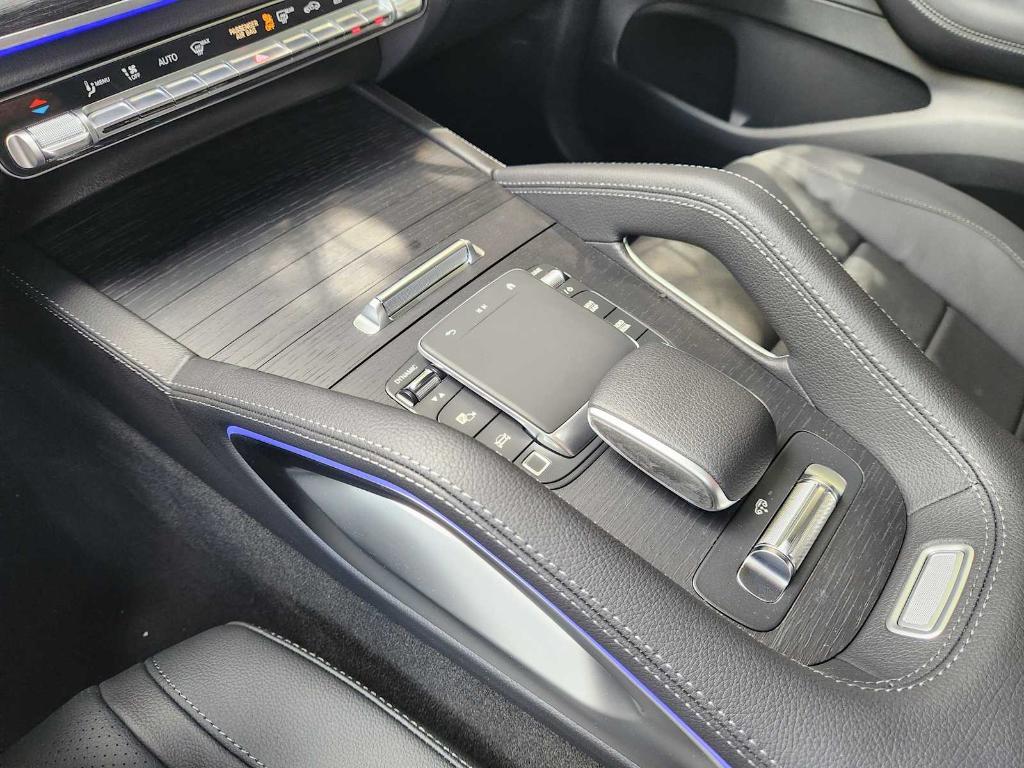 new 2025 Mercedes-Benz GLS 450 car, priced at $93,095