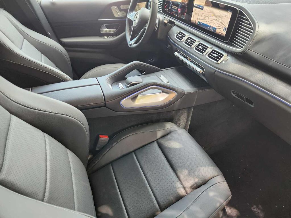 new 2025 Mercedes-Benz GLS 450 car, priced at $93,095