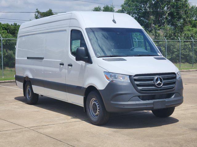 new 2024 Mercedes-Benz Sprinter 2500 car, priced at $62,682