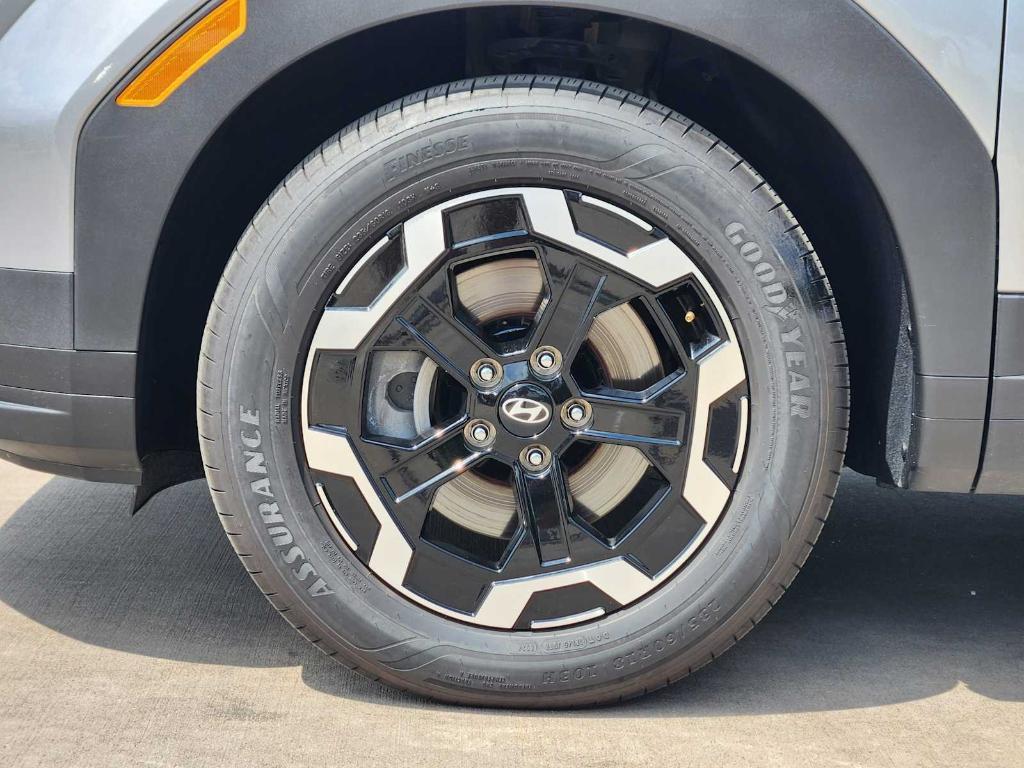 used 2024 Hyundai Santa Fe car, priced at $31,991