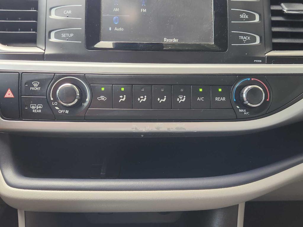used 2018 Toyota Highlander car, priced at $21,493
