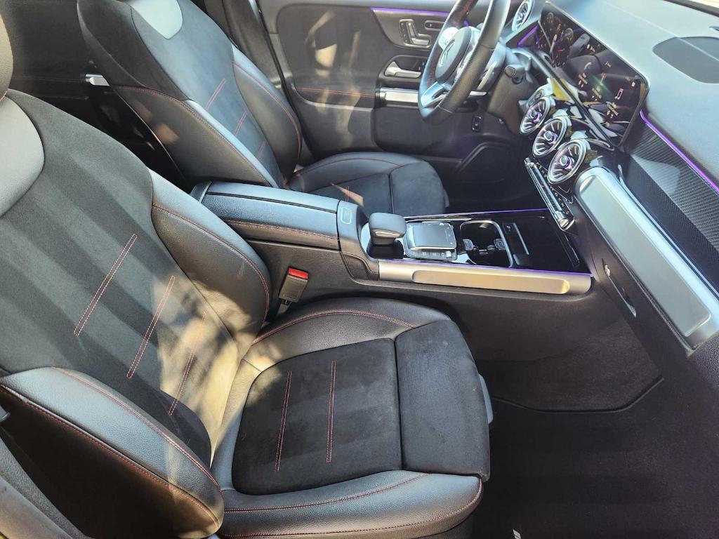 used 2023 Mercedes-Benz GLB 250 car, priced at $30,992