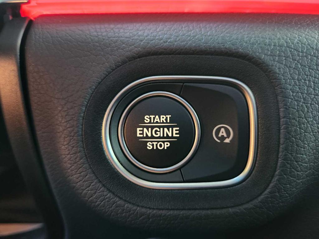 used 2025 Mercedes-Benz GLE 350 car, priced at $60,990