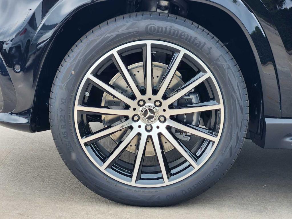 new 2025 Mercedes-Benz GLS 450 car, priced at $99,915
