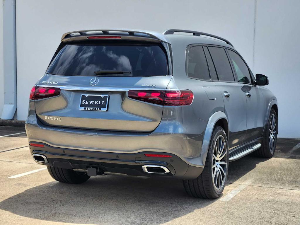 new 2025 Mercedes-Benz GLS 450 car, priced at $100,790
