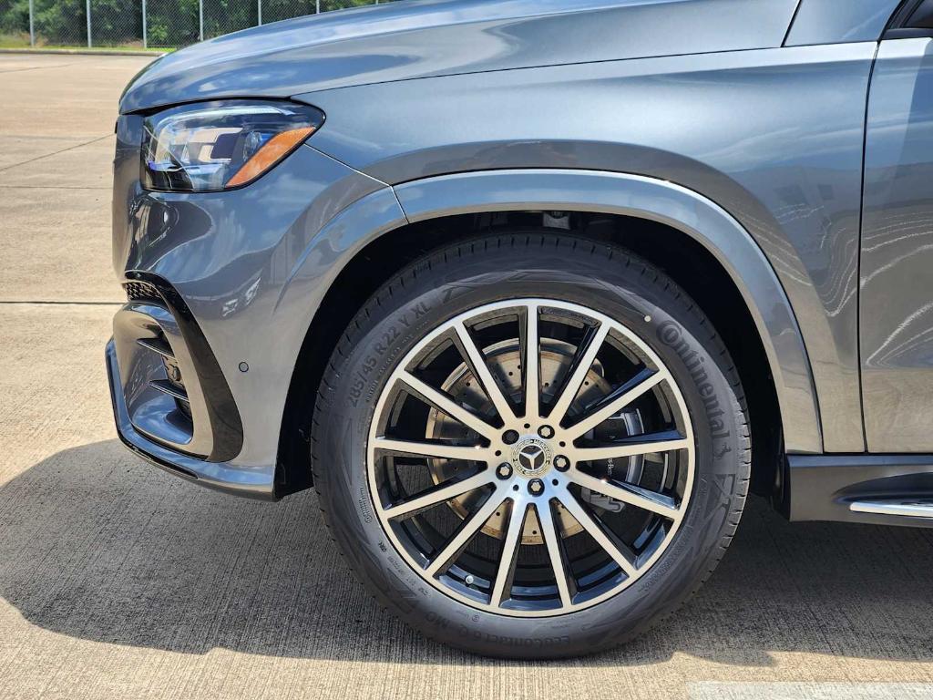 new 2025 Mercedes-Benz GLS 450 car, priced at $100,790