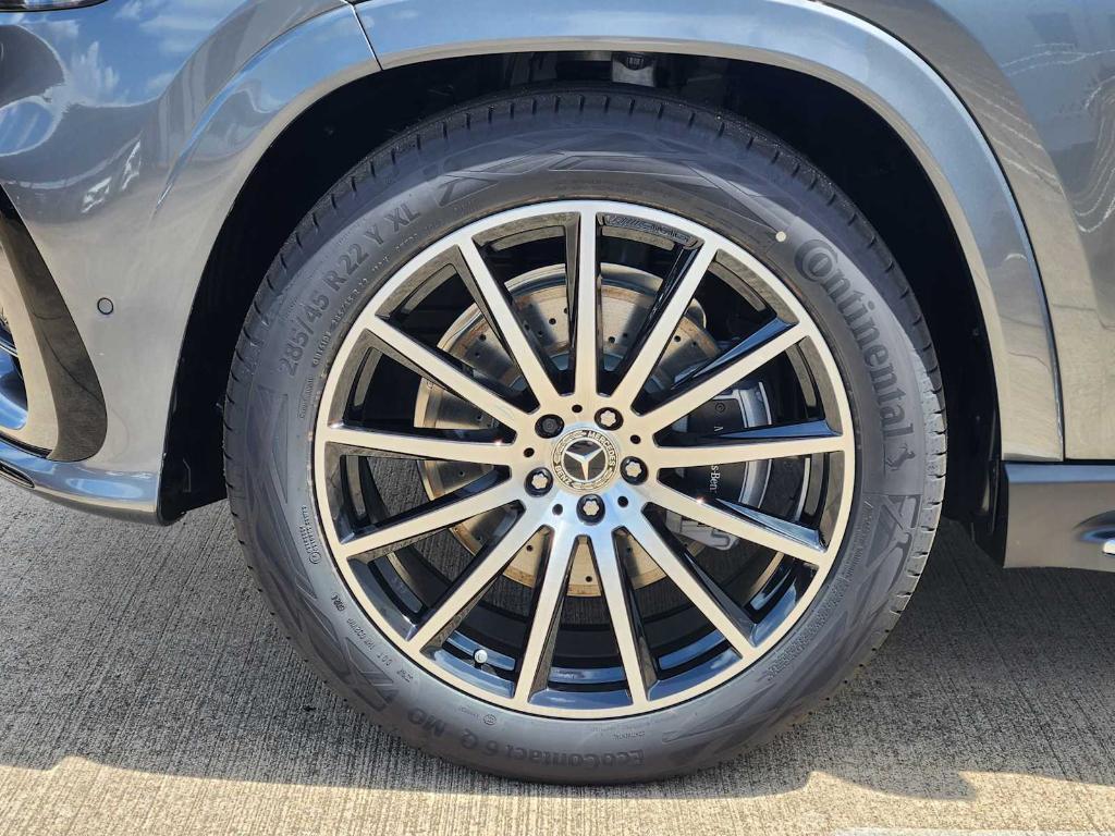 new 2025 Mercedes-Benz GLS 450 car, priced at $100,790