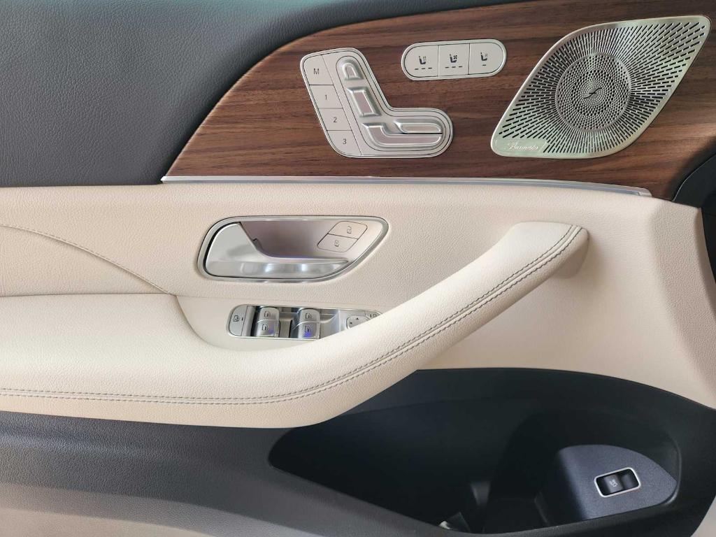 new 2025 Mercedes-Benz GLE 350 car, priced at $71,715