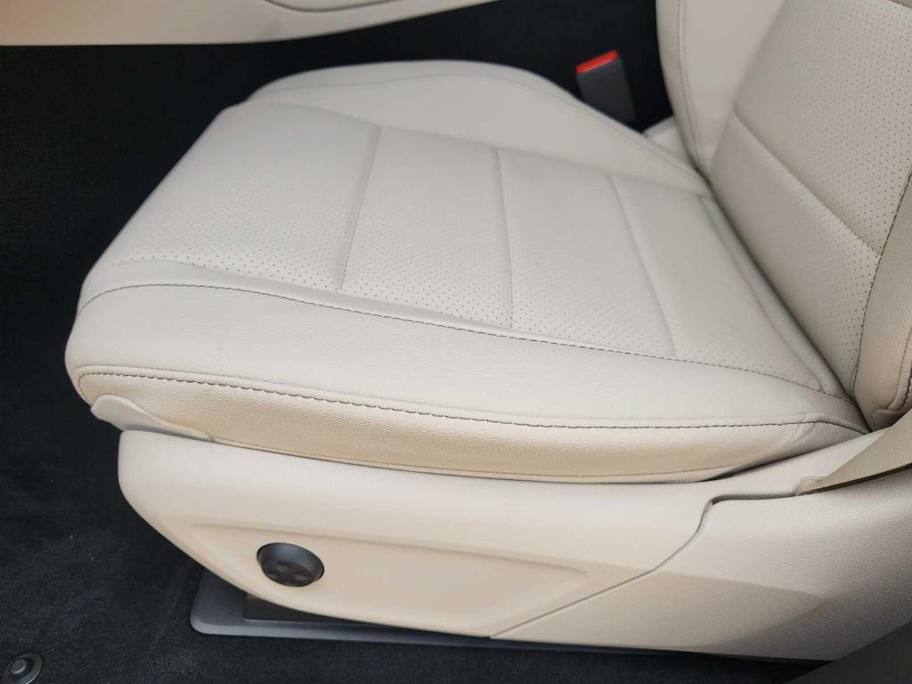 new 2025 Mercedes-Benz GLE 350 car, priced at $71,715