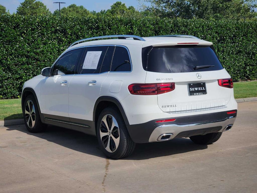 used 2025 Mercedes-Benz GLB 250 car, priced at $39,770