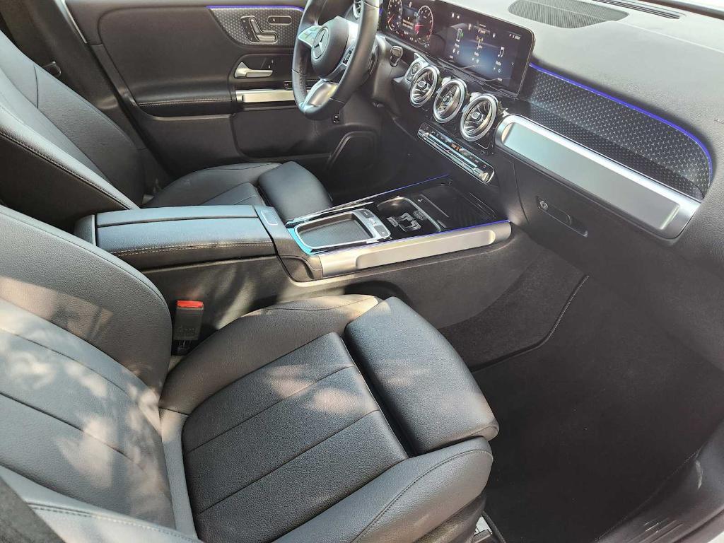 used 2025 Mercedes-Benz GLB 250 car, priced at $39,770