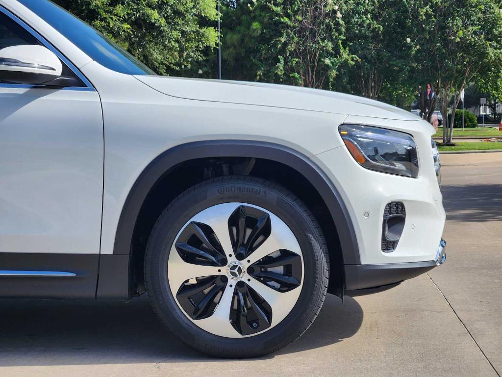 used 2025 Mercedes-Benz GLB 250 car, priced at $39,770