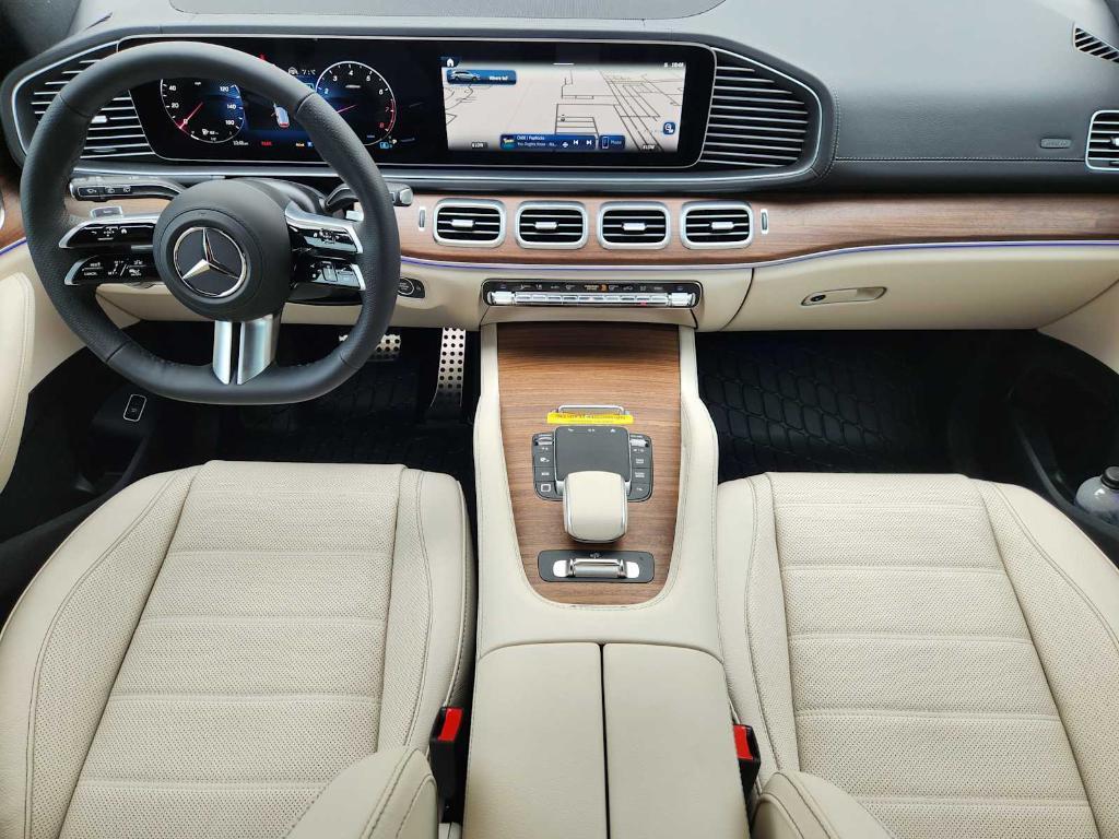new 2025 Mercedes-Benz GLS 580 car, priced at $119,260