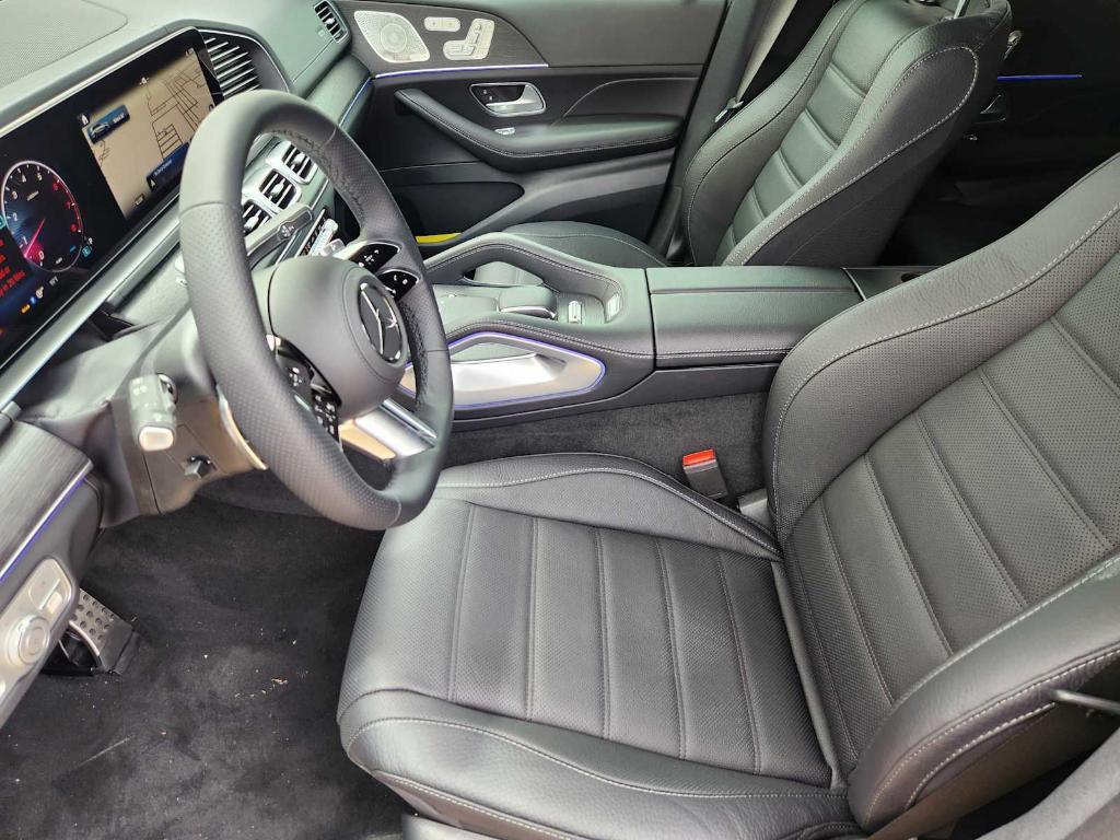 new 2025 Mercedes-Benz GLS 450 car, priced at $100,950