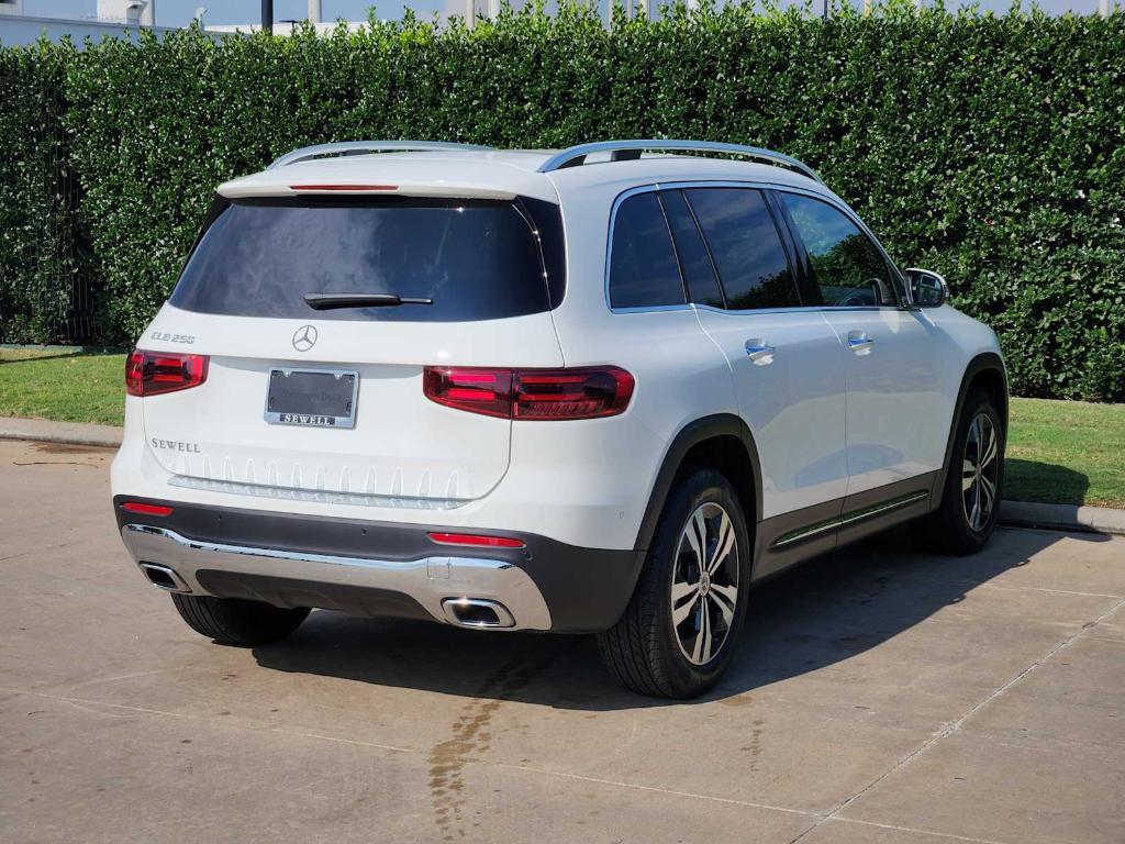 used 2025 Mercedes-Benz GLB 250 car, priced at $37,444