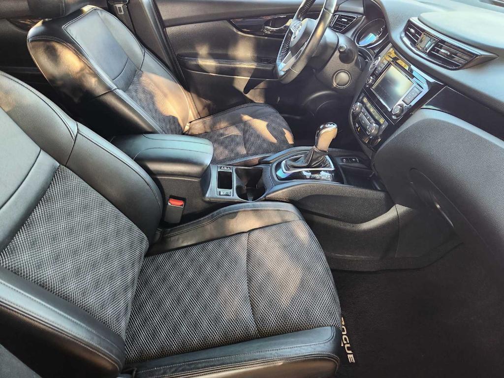 used 2021 Nissan Rogue Sport car, priced at $17,492