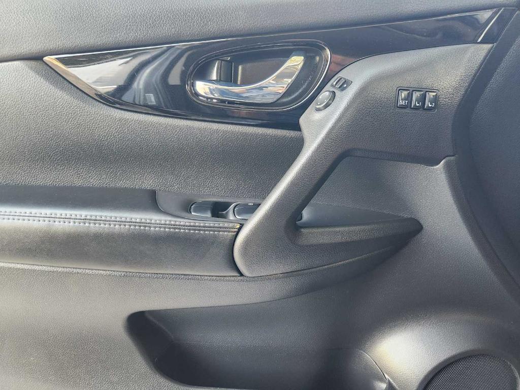 used 2021 Nissan Rogue Sport car, priced at $17,492