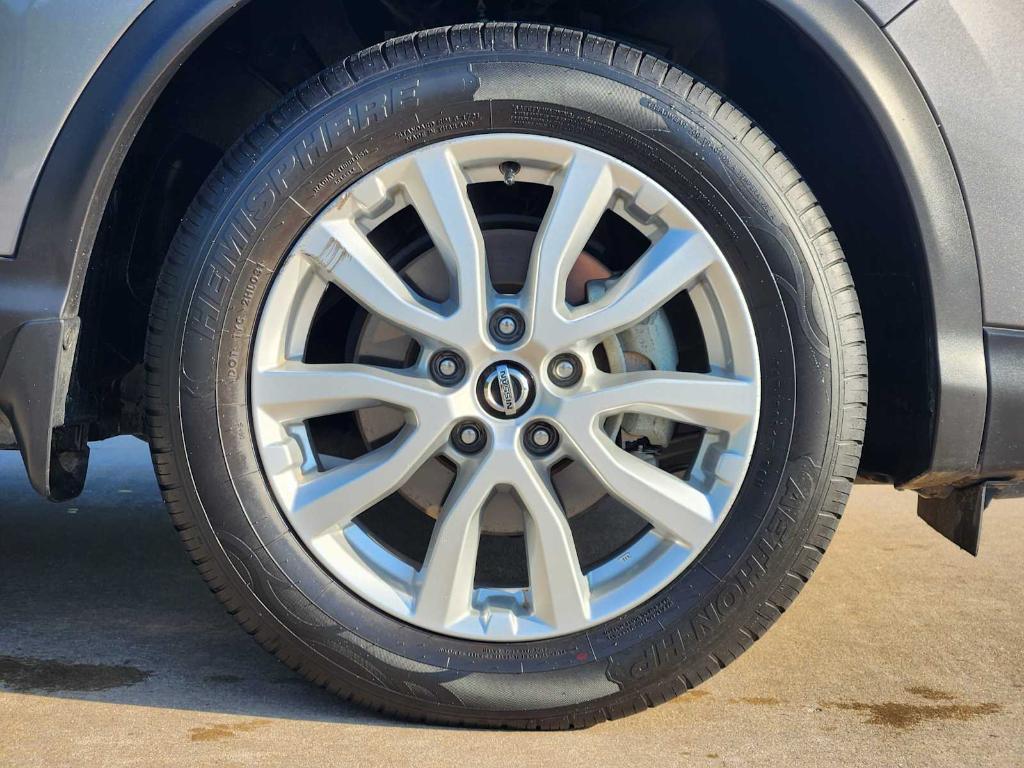 used 2021 Nissan Rogue Sport car, priced at $17,492