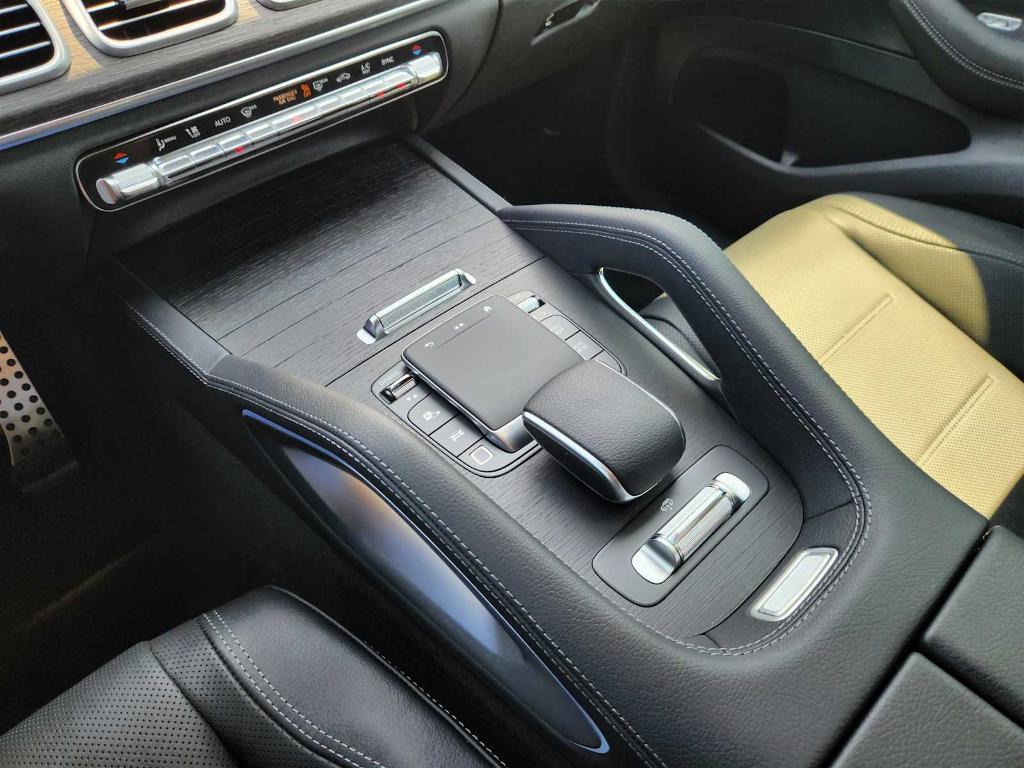 new 2026 Mercedes-Benz GLE 580 car, priced at $97,230