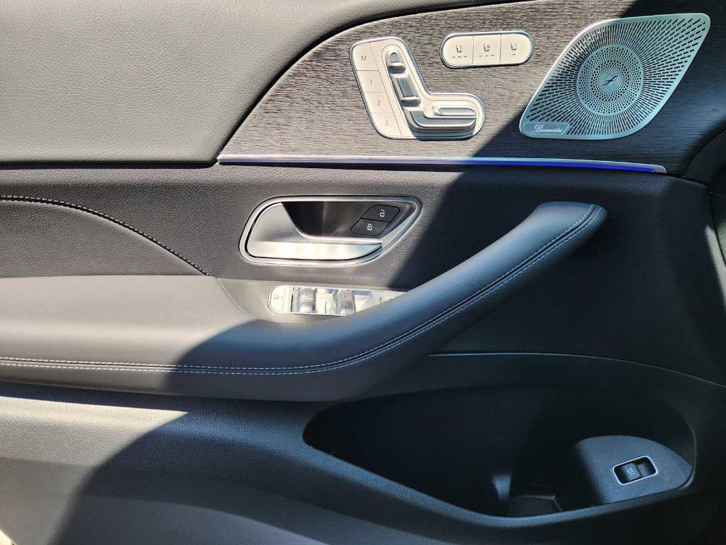 new 2026 Mercedes-Benz GLE 580 car, priced at $97,230