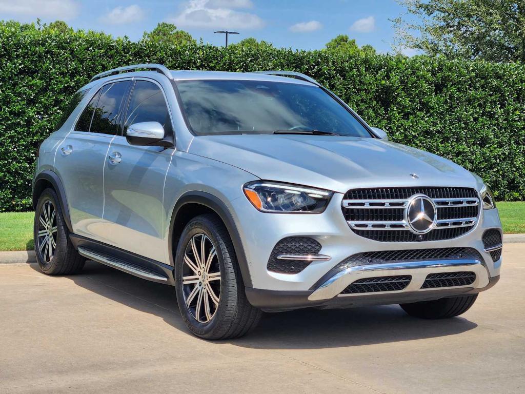 used 2025 Mercedes-Benz GLE 450 car, priced at $69,989