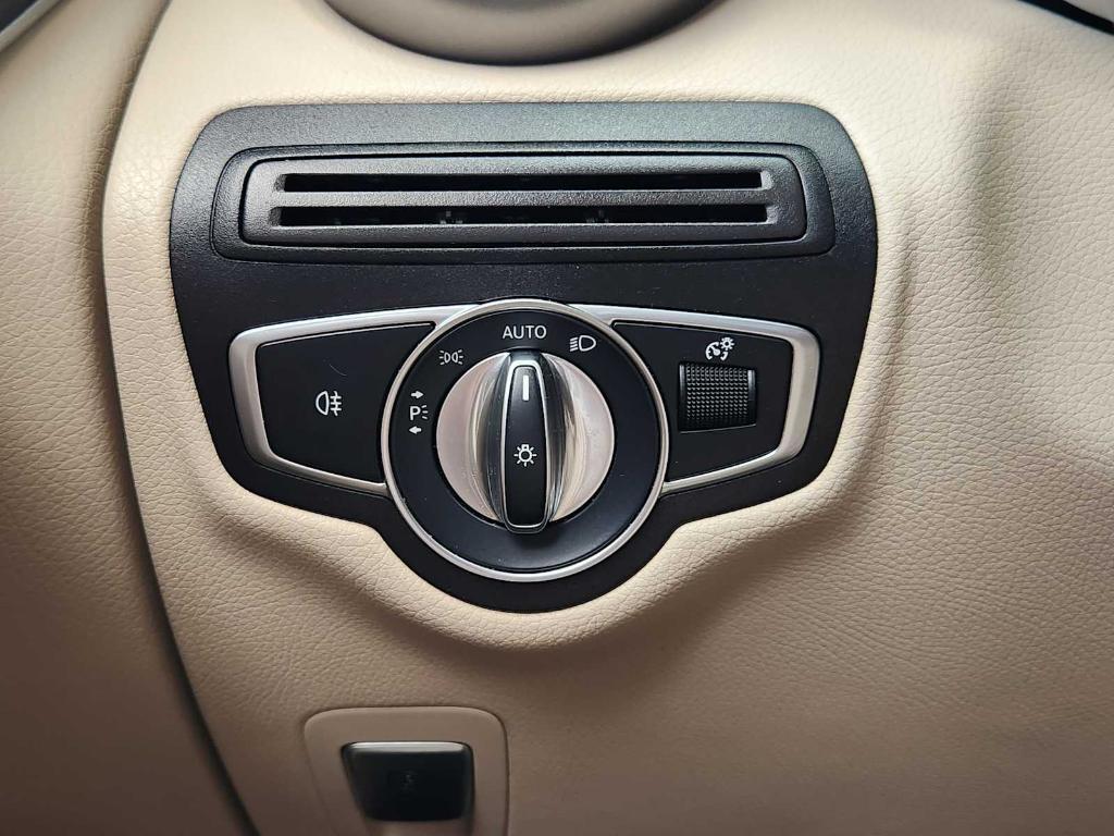 used 2021 Mercedes-Benz GLC 300 car, priced at $29,993