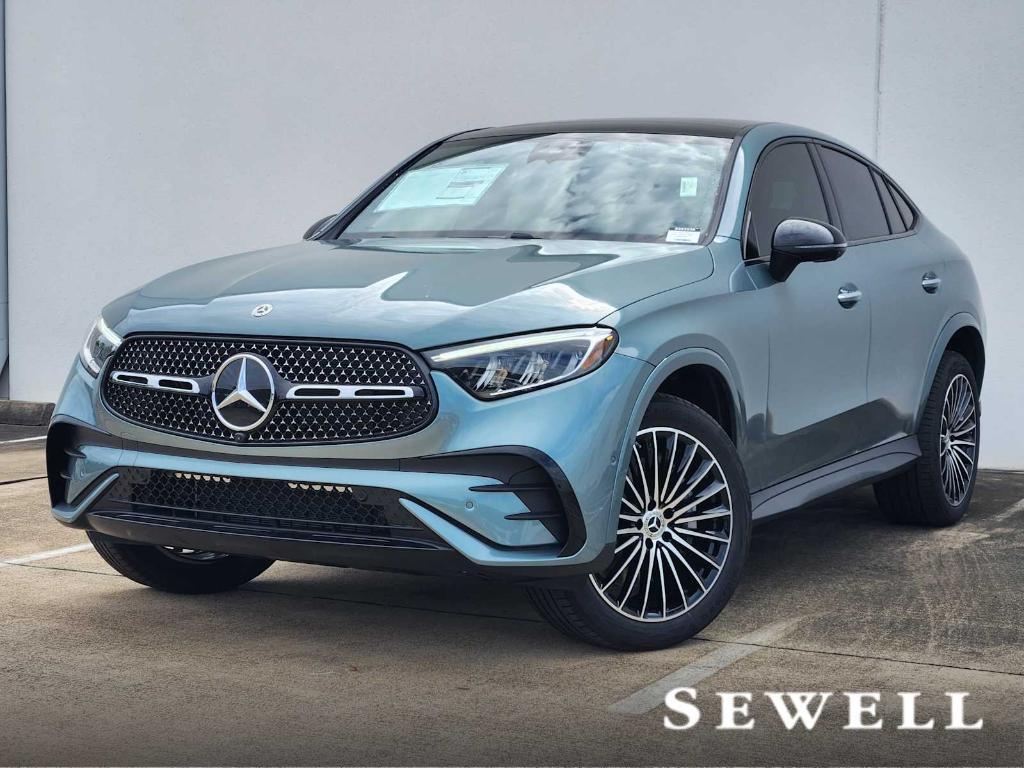 new 2025 Mercedes-Benz GLC 300 car, priced at $67,545