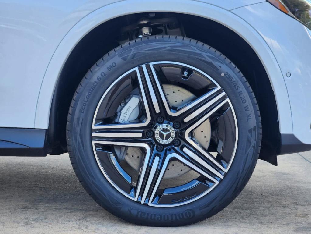new 2025 Mercedes-Benz GLC 350e car, priced at $70,585
